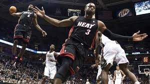 [NBA-湖人] 球迷骂东契奇是垃圾，后者命中高难度三分后回喷