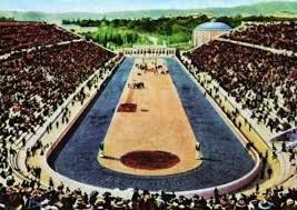 波士顿红袜在 2024 年陷入管理层动荡，球迷在芬威球场外抗议引援力度不足